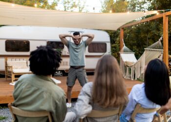 Wakacyjna praca? Tylko z dziećmi i młodzieżą! Sprawdź, jak zostać wychowawcą kolonijnym