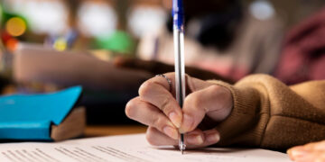 Skuteczne strategie nauki do egzaminu E8: Jak zarządzać czasem przed testem?