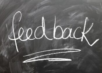 Jak dawać uczniom informację zwrotną?