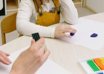 Kiedy warto zgłosić się z dzieckiem do poradni psychologiczno-pedagogicznej?