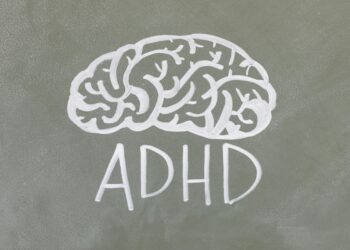 Uczeń z ADHD w klasie – jak reagować, gdy jest trudno?