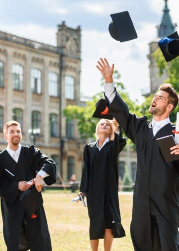 Po tych studiach zdobędziesz pracę z wysokimi zarobkami! Poznaj najlepsze studia licencjackie 2026