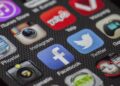 Dziecko i telefon – perspektywa psychologa, psychoterapeuty i mamy