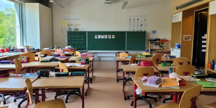 Gdy uczeń ulegnie wypadkowi – jak zadbać o bezpieczeństwo i wsparcie dziecka?