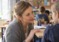 Procedura postępowania przy wszawicy w szkole – co powinni wiedzieć wychowawca i pedagog